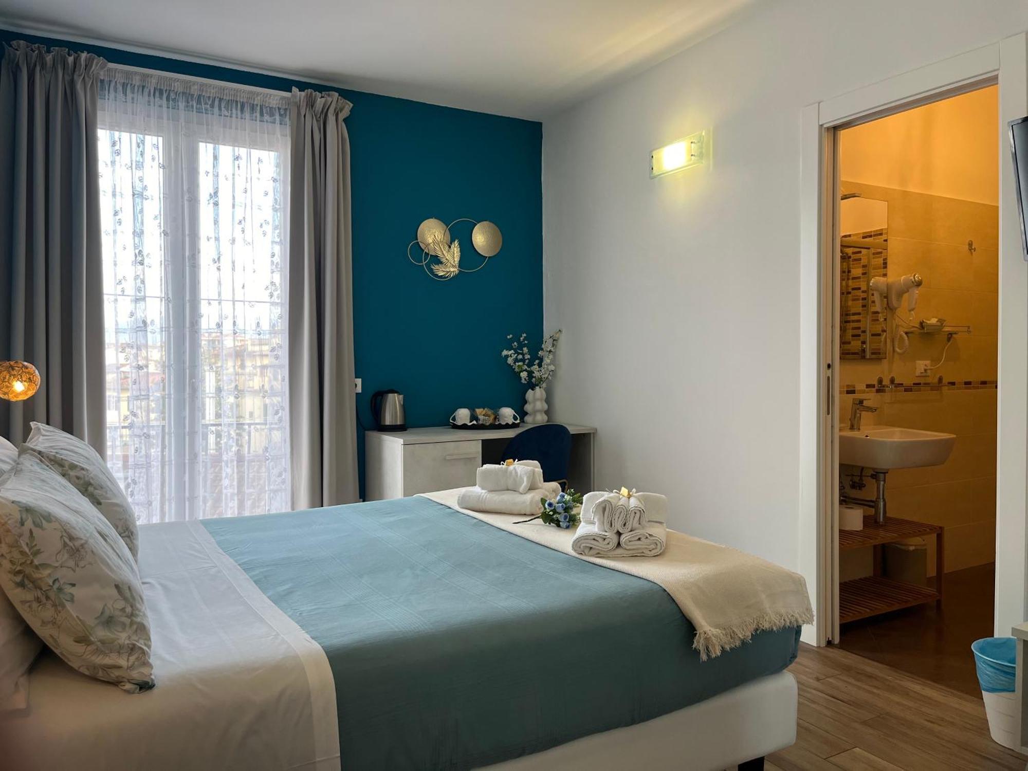 Porta Alla Croce Guest House ฟลอเรนซ์ ภายนอก รูปภาพ