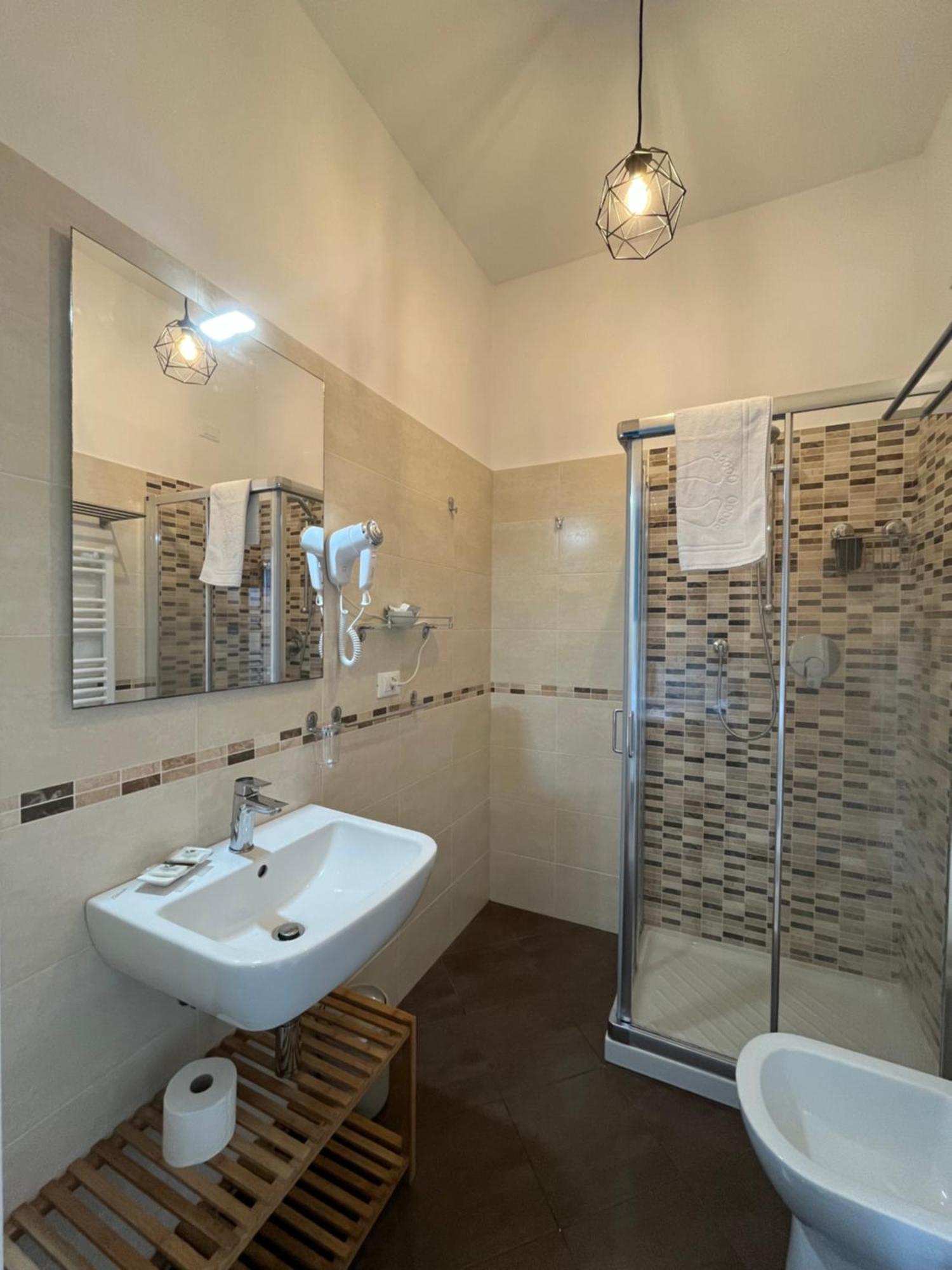 Porta Alla Croce Guest House ฟลอเรนซ์ ห้อง รูปภาพ