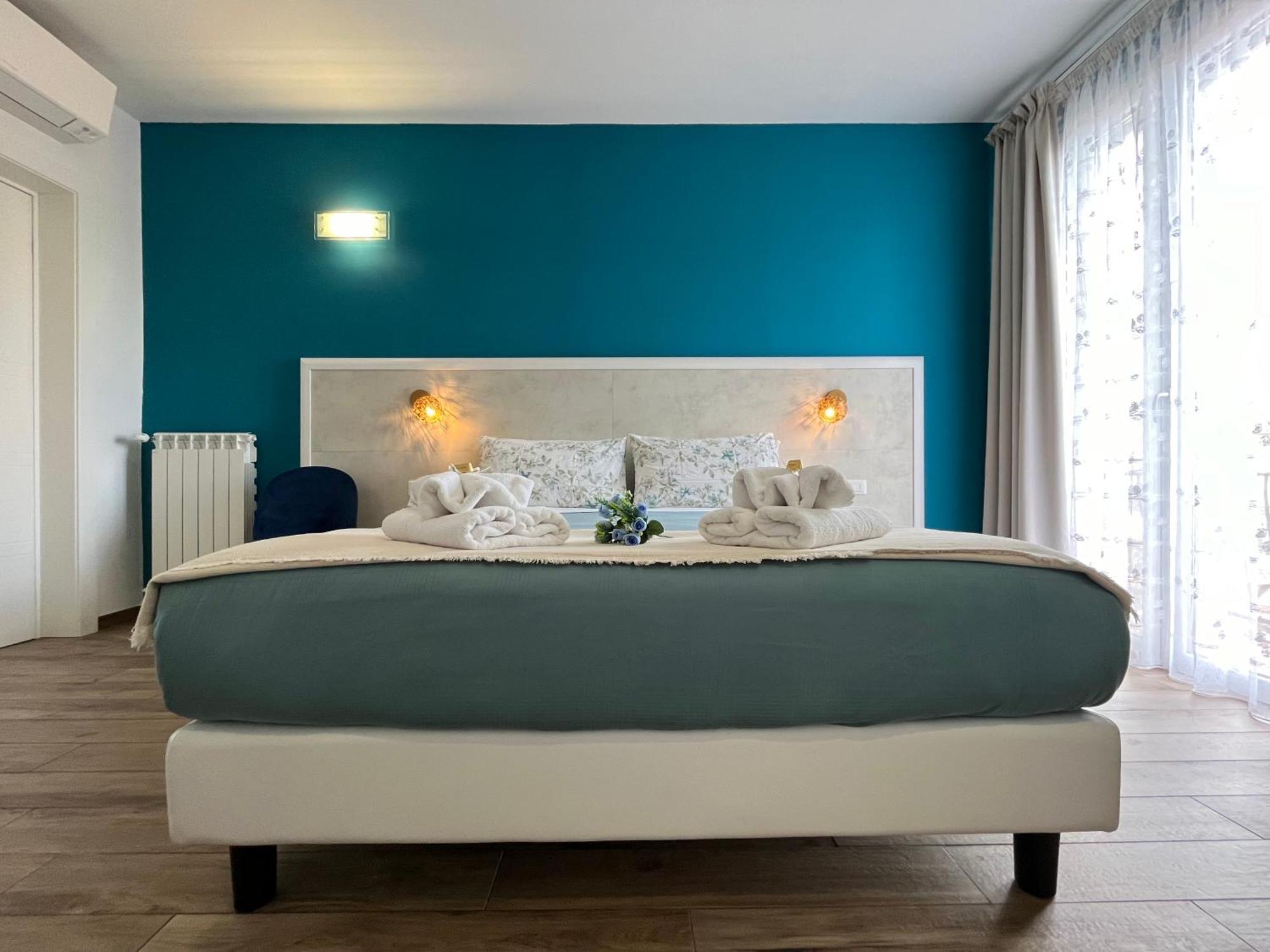Porta Alla Croce Guest House ฟลอเรนซ์ ภายนอก รูปภาพ