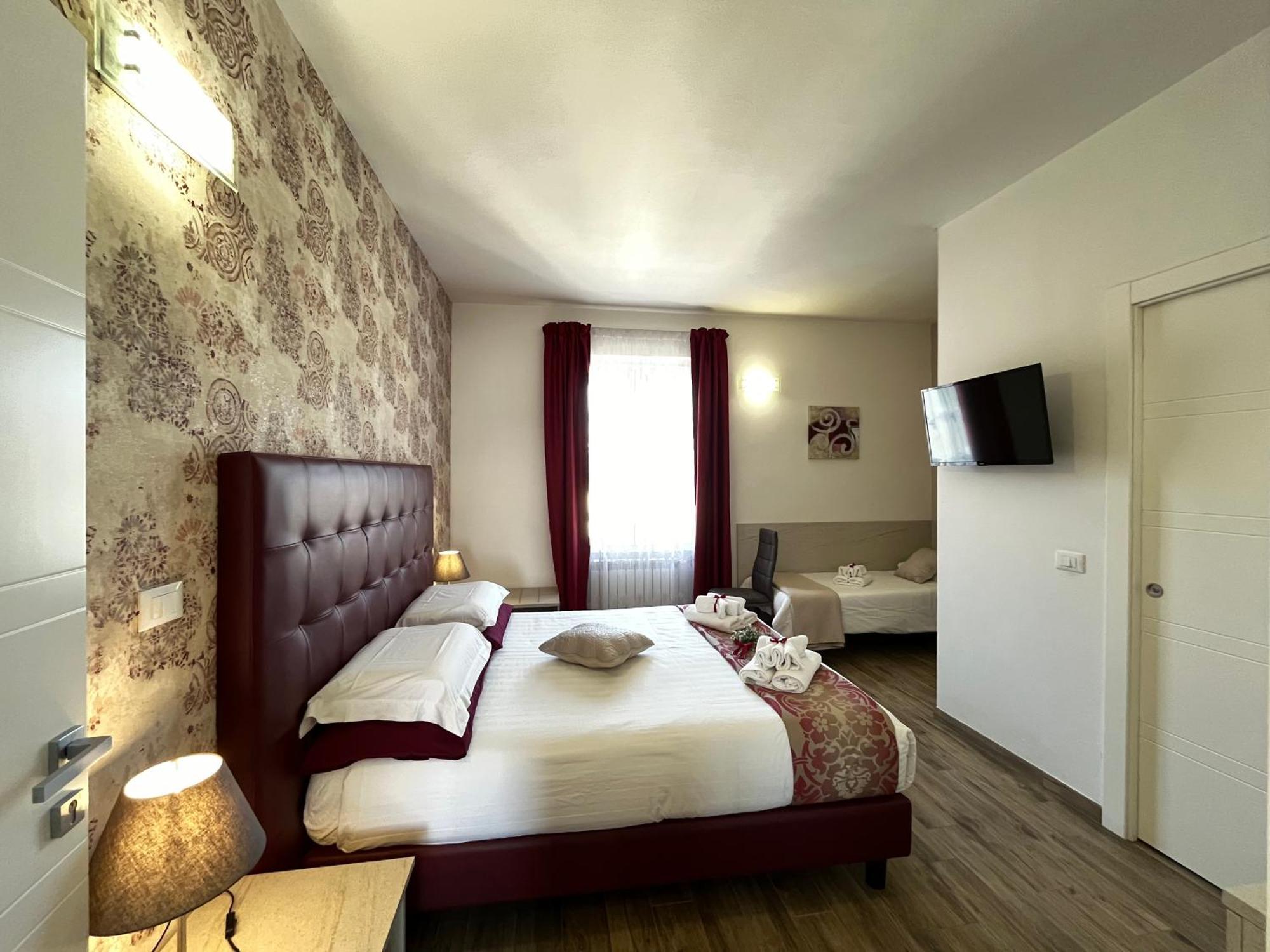 Porta Alla Croce Guest House ฟลอเรนซ์ ภายนอก รูปภาพ